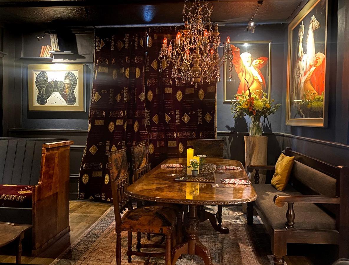 Red Lion, Coorie Inn Earlston エクステリア 写真
